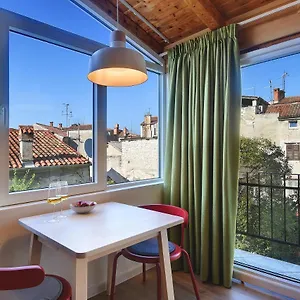 Apartment Forum 